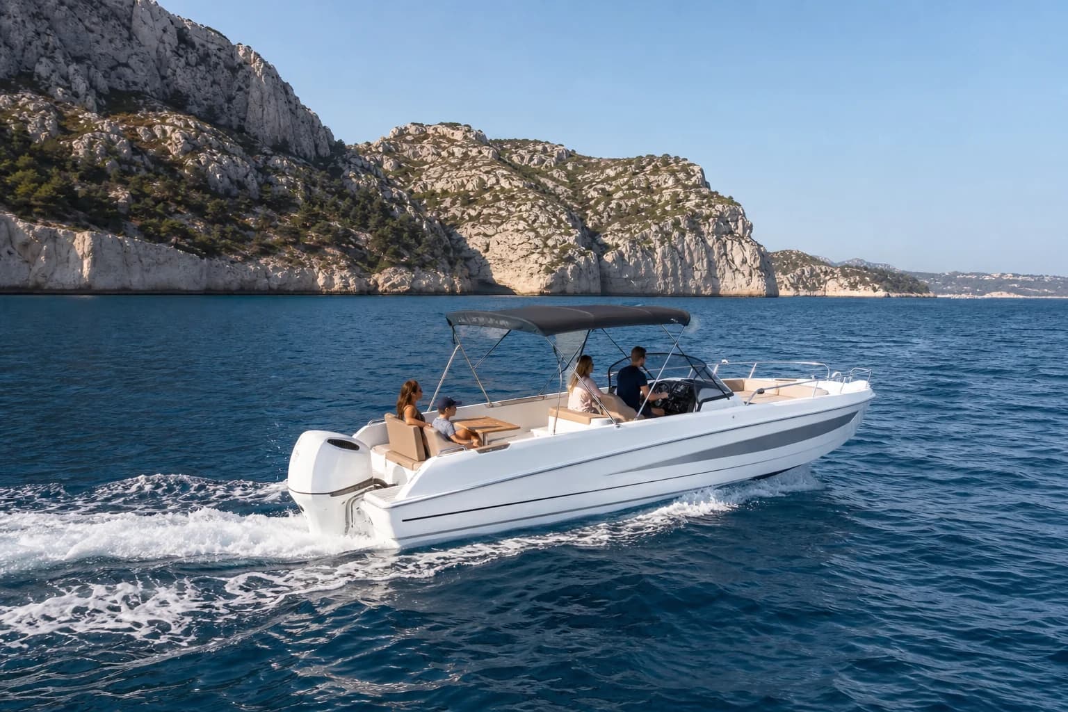 Belle Provence, Bateau à moteur disponible à la location à Marseille